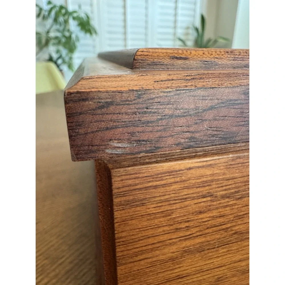 Agresti burl wood